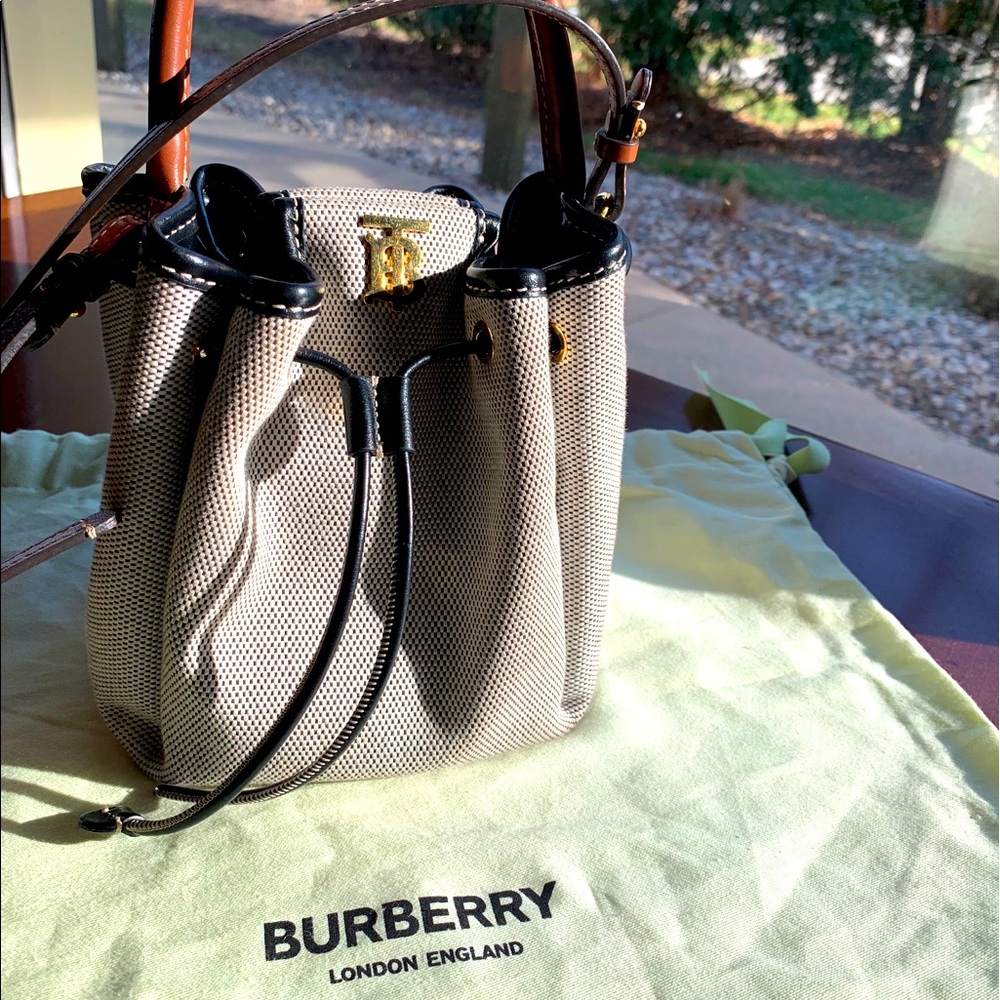 Burberry Purse